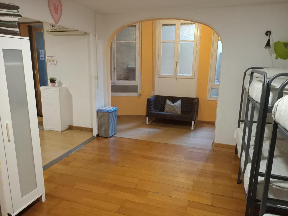 Diagonal House Albergue Barcelona