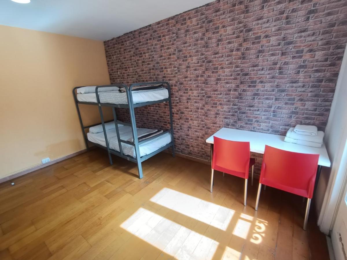 Auberge de jeunesse Diagonal House *