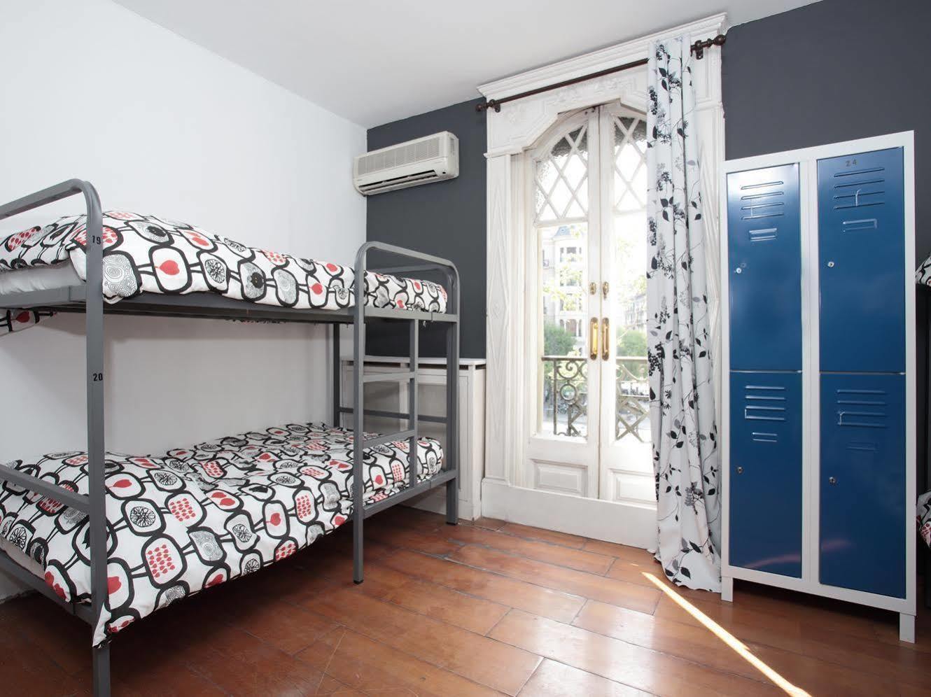 Hostel Diagonal House *